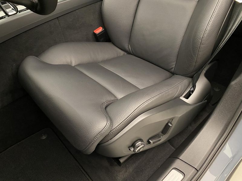 Volvo XC60 B4 AWD DARK PLUS AUT REZERVACE - fotka 24 z 48
