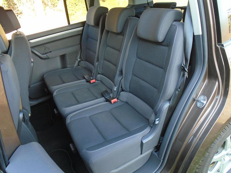 Volkswagen Touran 2.0 TDI 7míst,servisní histori - fotka 8 z 42