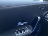 Mercedes-Benz CLA 180 d Shooting Brake - náhled 18