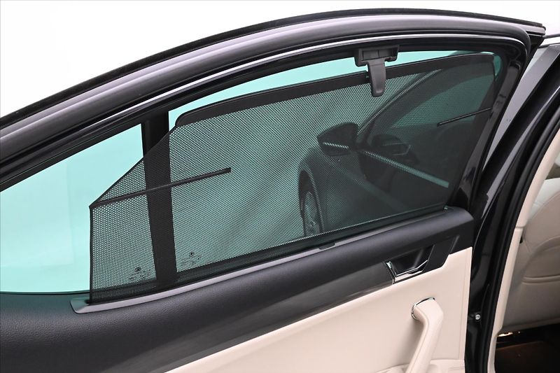 Škoda Superb 2,0 TDI 110kW Style Záruka až - fotka 29 z 32