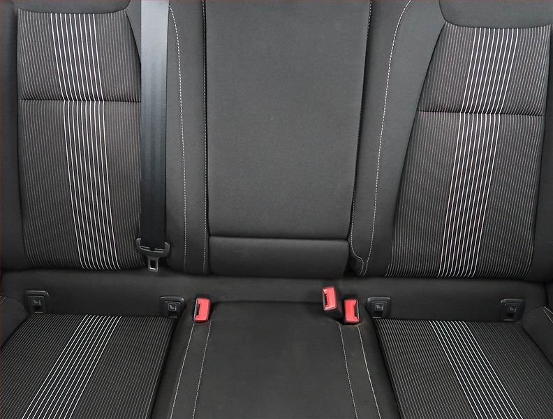 Škoda Karoq (2019) Ambition 1.6 TDI, Automat - fotka 10 z 18
