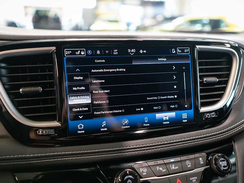 Chrysler Pacifica (2026) 3.6 Select AWD, 360 Cam 2x LCD - fotka 26 z 33