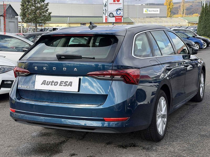 Škoda Octavia (2022) 2.0 TDi, ČR, Style, bixen - fotka 4 z 17