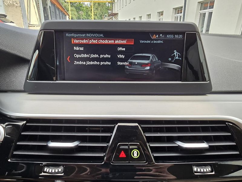 BMW Řada 5 185kW XDRIVE LUXURY - DPH - fotka 34 z 47