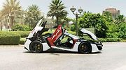 První ze sedmi vyrobených automobilů Lykan HyperSport slouží u policejních složek v Abú Dhabí