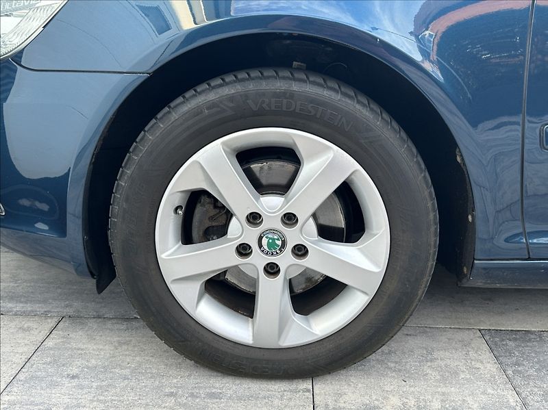 Škoda Octavia 1,8 TSI 152PS  Ambition Family - fotka 38 z 48