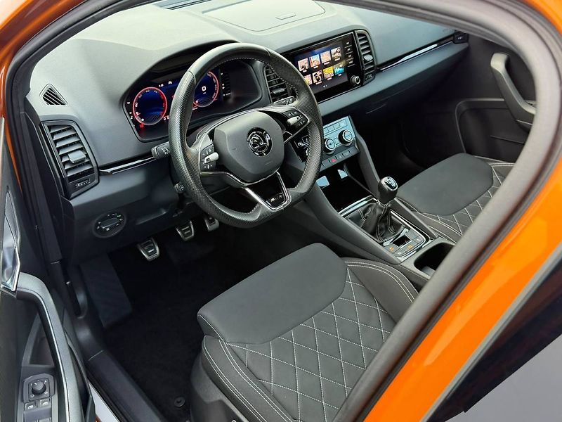 Škoda Karoq SportLine 2,0 TDI 110 kW 6° MP - fotka 7 z 37