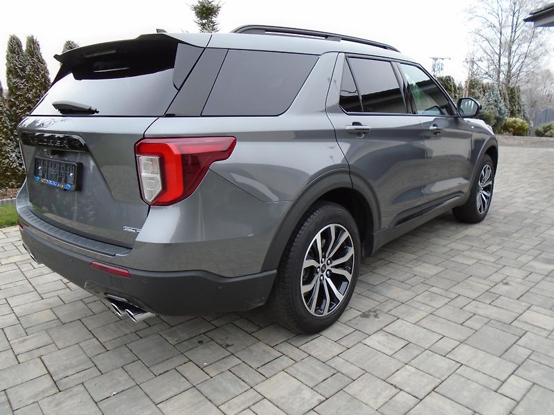 Ford Explorer 3,0EcoBoost Plug-in-Hybrid ST - fotka 4 z 50