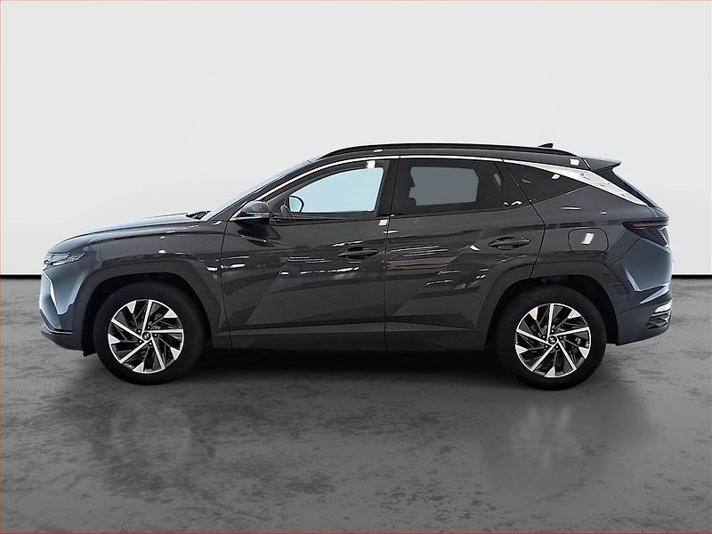 Hyundai Tucson (2022) 1.6 T-GDI - fotka 3 z 17