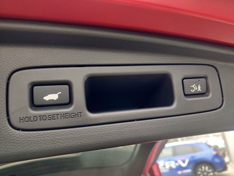 Honda CR-V (2026) 2.0 e:HEV ADVANCE MR2026 RED - fotka 30 z 33
