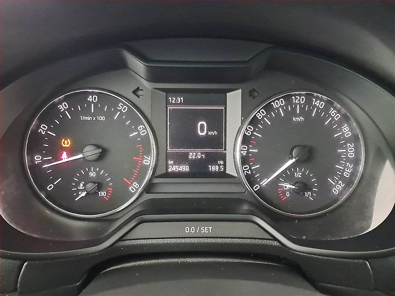 Škoda Octavia (2013) 1.2 TSI, po STK, udržované - fotka 11 z 16