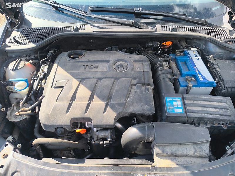 Škoda Octavia RS125KW,KRÁSNÁ,SERVISKA,185TKM - fotka 23 z 28