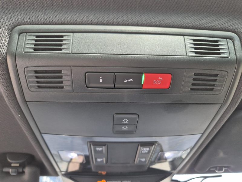 Škoda Scala (2023) 1.5 TSI MONTE CARLO MAN6  - fotka 26 z 35