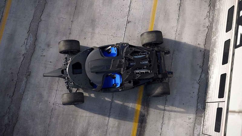 Bugatti Bolide bez vnějších karosářských dílů