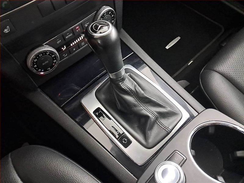 Mercedes-Benz GLK (2011) 220 CDI, 4X4, Automat - fotka 16 z 22