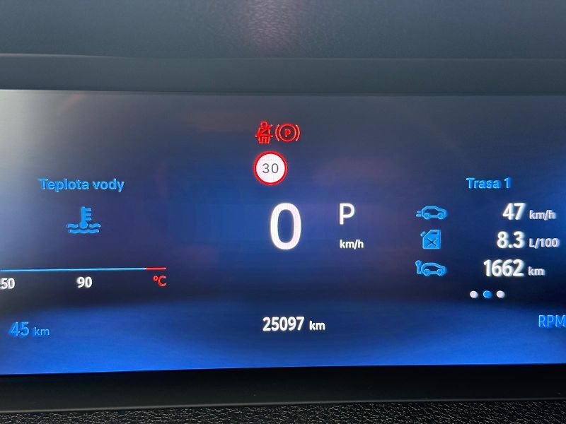 Toyota ProAce Verso 2,0 D-4D 8AT L2 Family Webasto - fotka 15 z 27