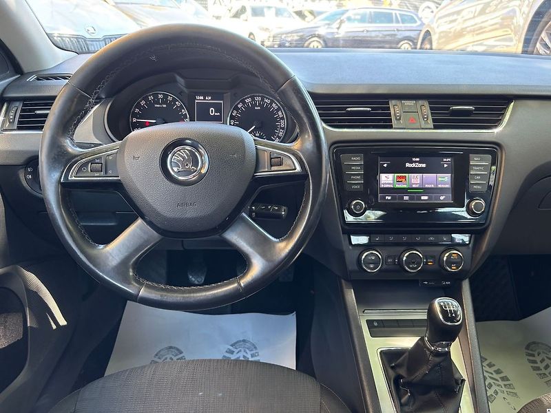 Škoda Octavia 1.6TDI/2015/ELEGANCE,ČR,MANUÁL - fotka 24 z 52