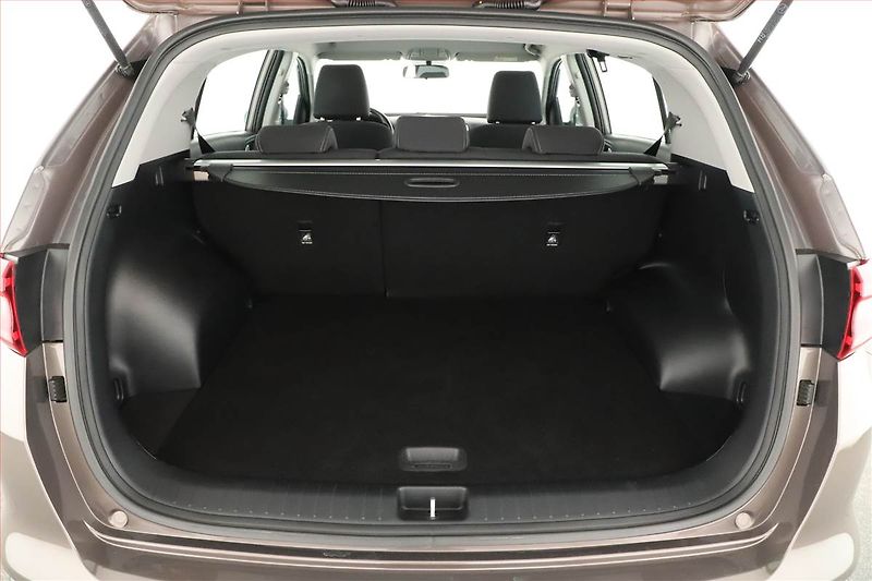 Kia Sportage (2019) 1.6 GDI, Serv.kniha, Tempomat - fotka 17 z 18