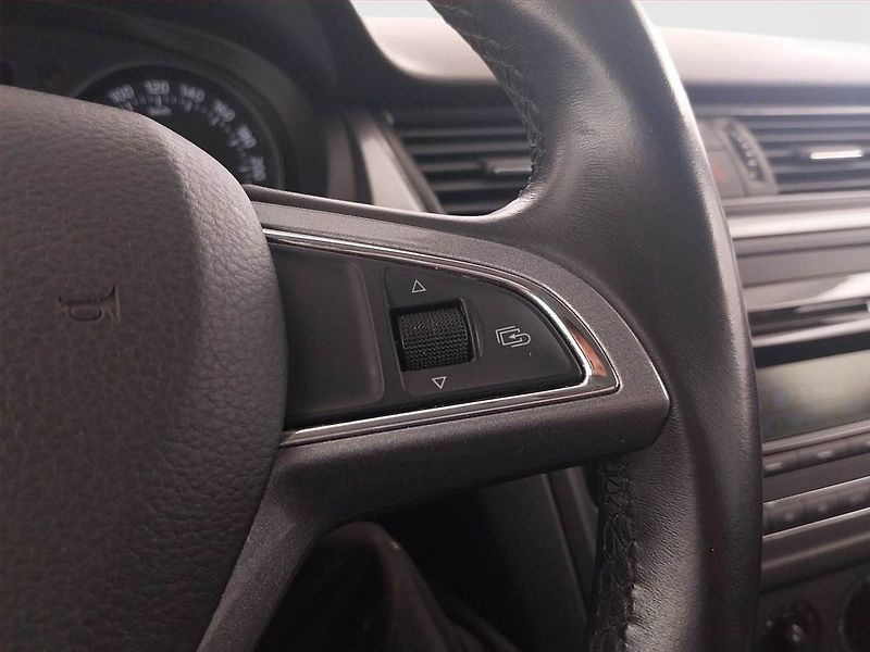 Škoda Rapid (2015) Ambition 1.2 TSI - fotka 17 z 17