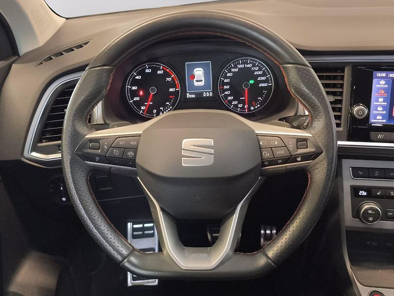 Seat Ateca 1.5 TSI DSG FR Kamera ACC LED - fotka 12 z 19