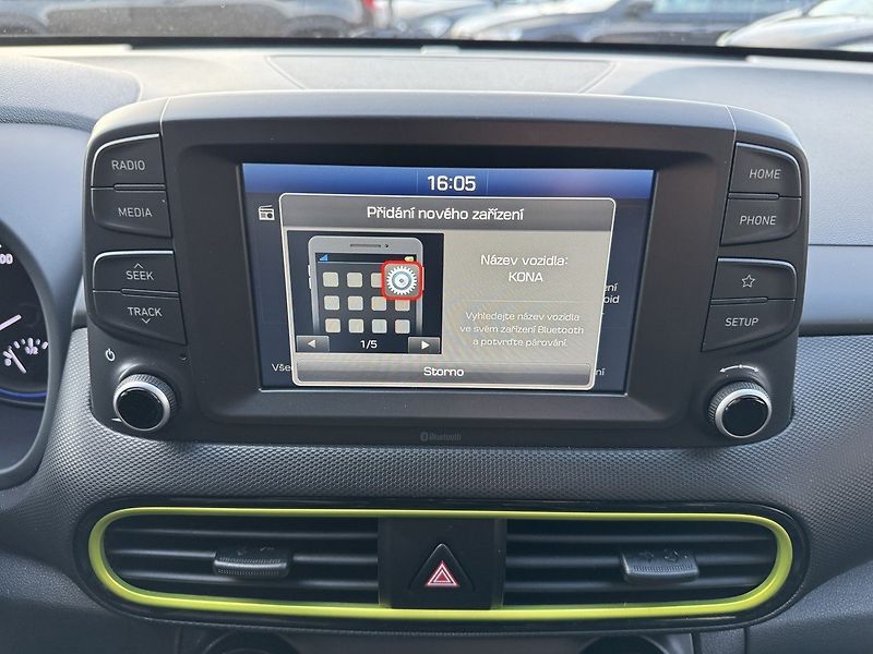 Škoda Fabia (2015) 1.2TSi Digi Klima Tempomat BT - fotka 10 z 48