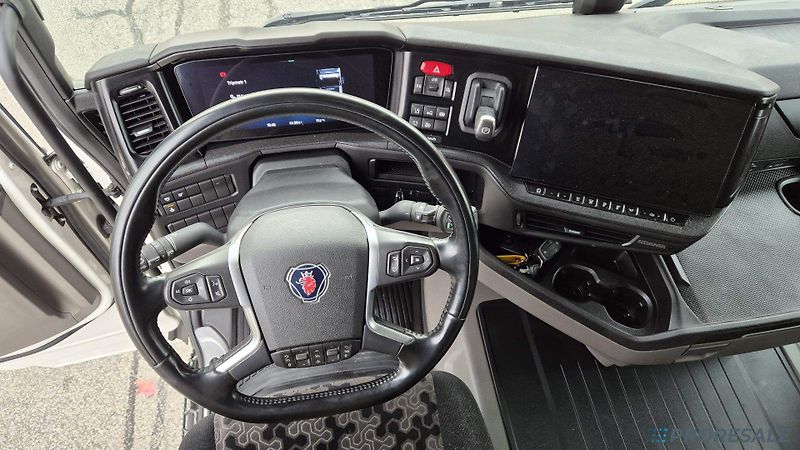 Scania R460 N323 EURO 6 - fotka 4 z 11