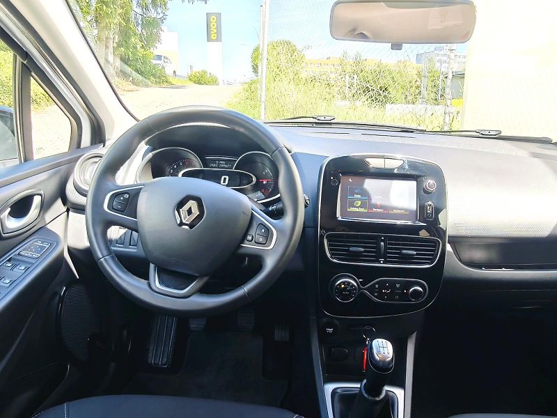 Renault Clio (2017) 0,9 TCe 66kW Limited Grandtour - fotka 21 z 38
