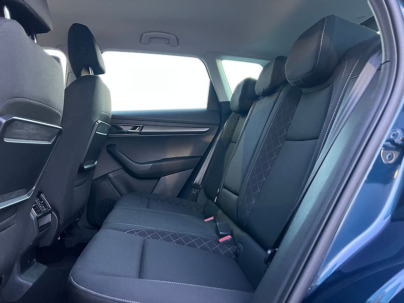 Škoda Karoq 1.0 TSI-Ambition P.KAMERA - fotka 16 z 98