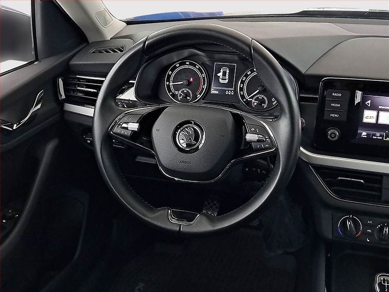 Škoda Kamiq (2022) 1.5 TSI - fotka 15 z 18