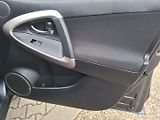 Toyota RAV4 (2007) 2.2 D-CAT 130kW 4X4 -TAŽ.ZAŘ. - náhled 24