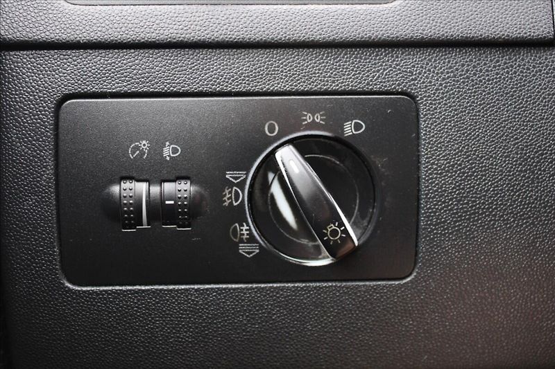 Škoda Fabia 1,2 HTP  NOVÉ V ČR,1.MAJITEL - fotka 13 z 20