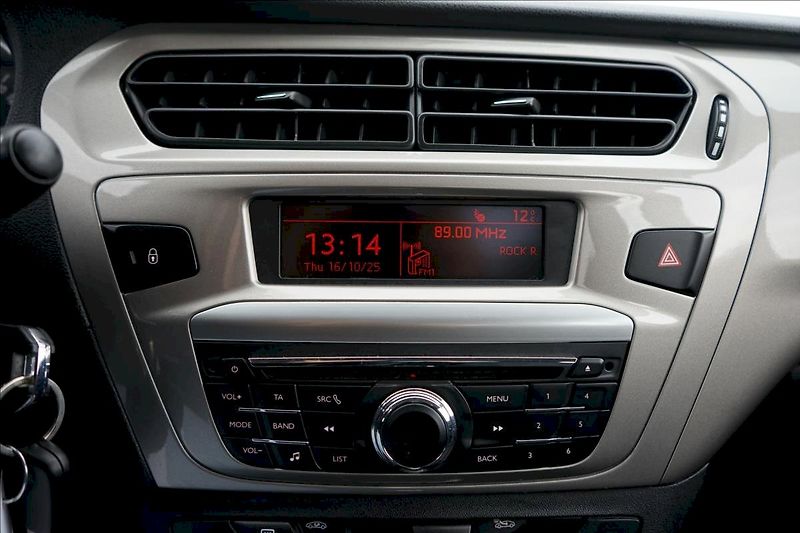 Citroën C-Elysée (2019) 61 kW Feel - fotka 12 z 21
