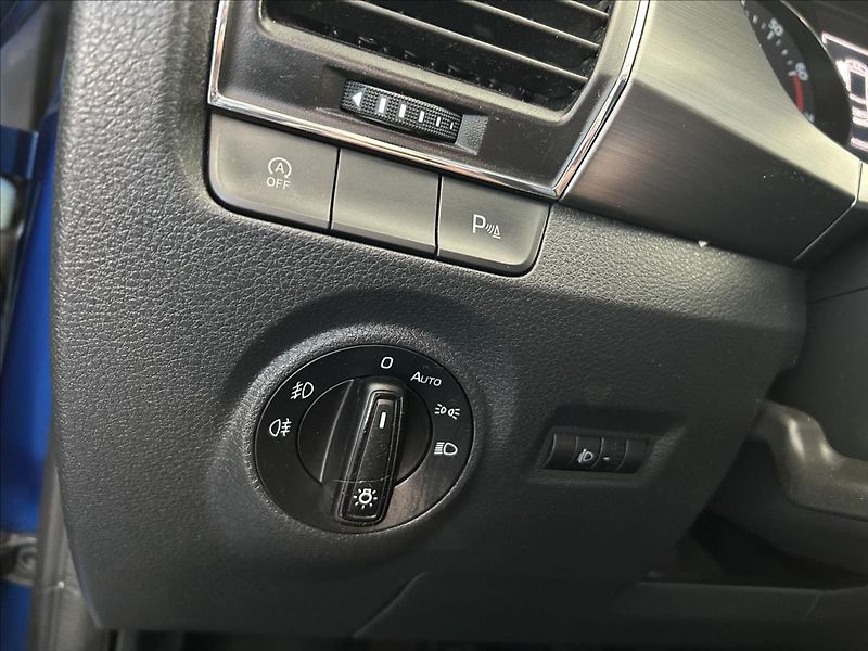 Škoda Fabia 1,2   TSI,JOY,SERVISKA,1.MAJ - fotka 12 z 26