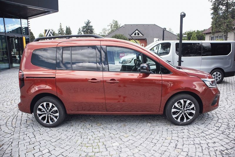Renault Kangoo (2026) Techno TCe 130 EDC - fotka 10 z 37