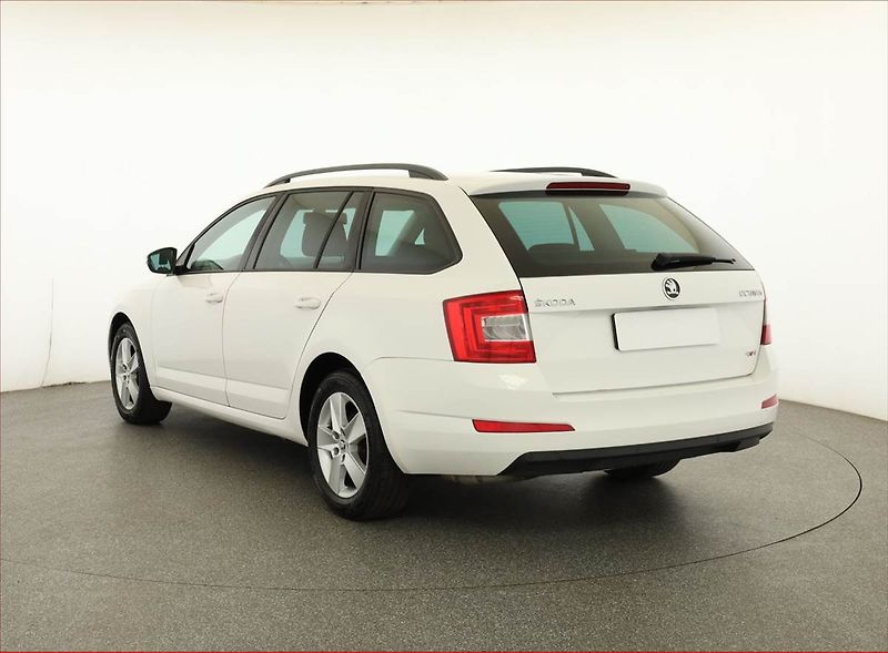 Škoda Octavia (2014) 1.6 TDI, 4X4, Tempomat - fotka 4 z 17