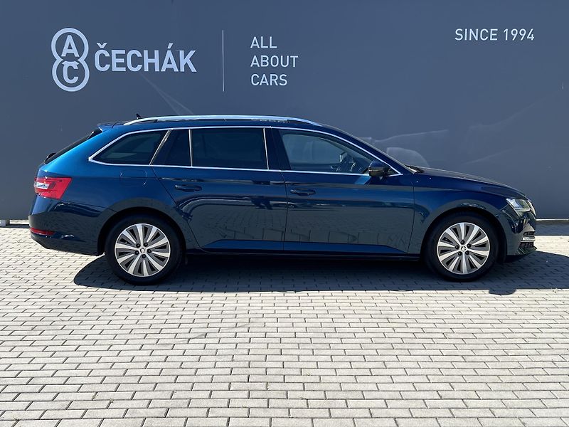 Škoda Superb 2.0TDi*110kw*DSG*Style - fotka 4 z 39