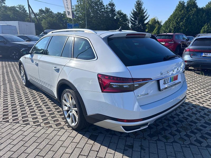 Škoda Superb 2,0 TDI 4x4 DSG 147kW - fotka 5 z 16