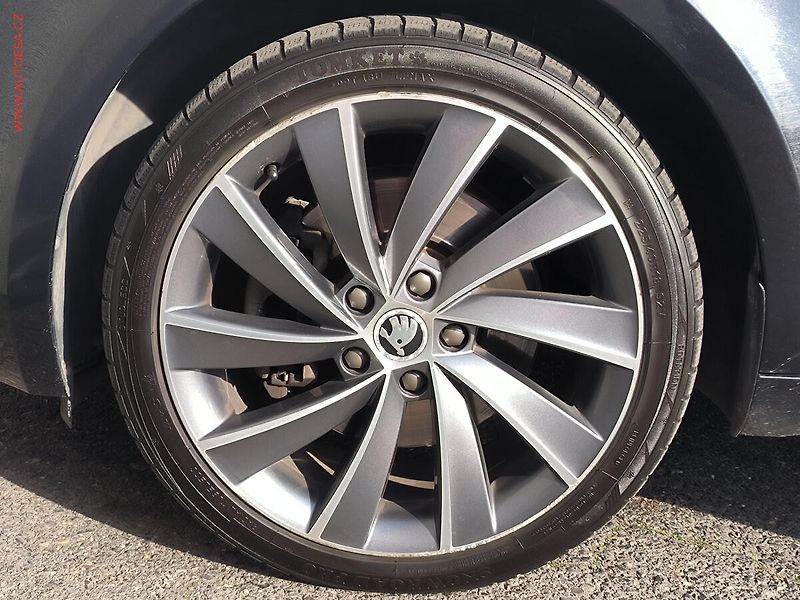 Škoda Octavia (2017) 2.0TDi 4x4, ČR, L&K, DSG - fotka 23 z 23