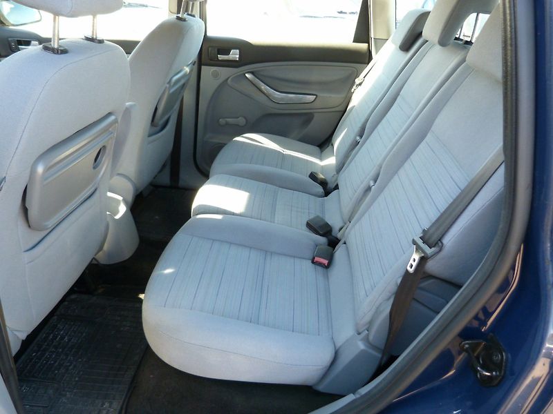 Ford C-MAX 1.8 TDCI - fotka 12 z 17
