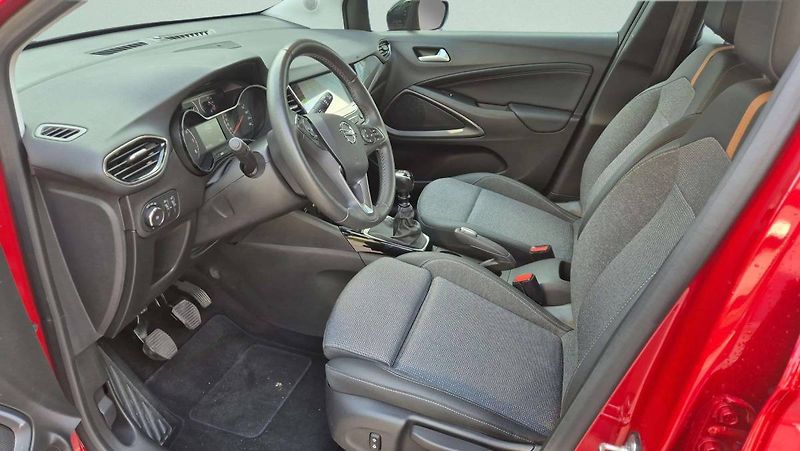 Opel Crossland Elegance F 12 XHL (81kW / 110H - fotka 14 z 49
