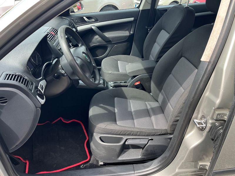 Škoda Octavia (2006) 1.9 TDI Rozvody - fotka 7 z 16