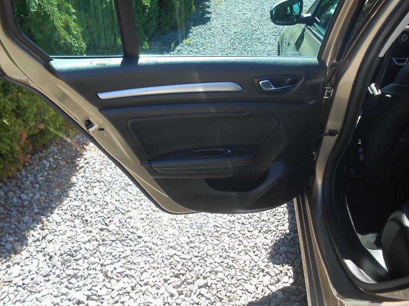 Renault Mégane dci,automat,FULL LED, - fotka 22 z 40