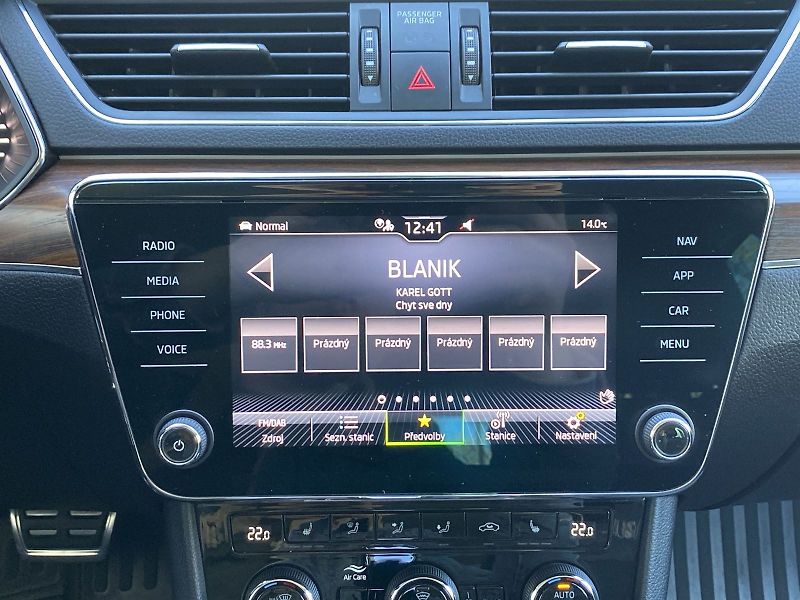 Škoda Superb (2022) Combi 2.0 TDI 4x4 DSG Scout - fotka 14 z 31