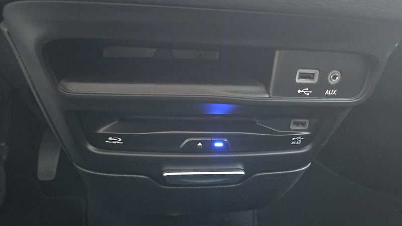 Chrysler Pacifica 3,6L 211 kW,Limited 7 míst,LPG - fotka 29 z 48