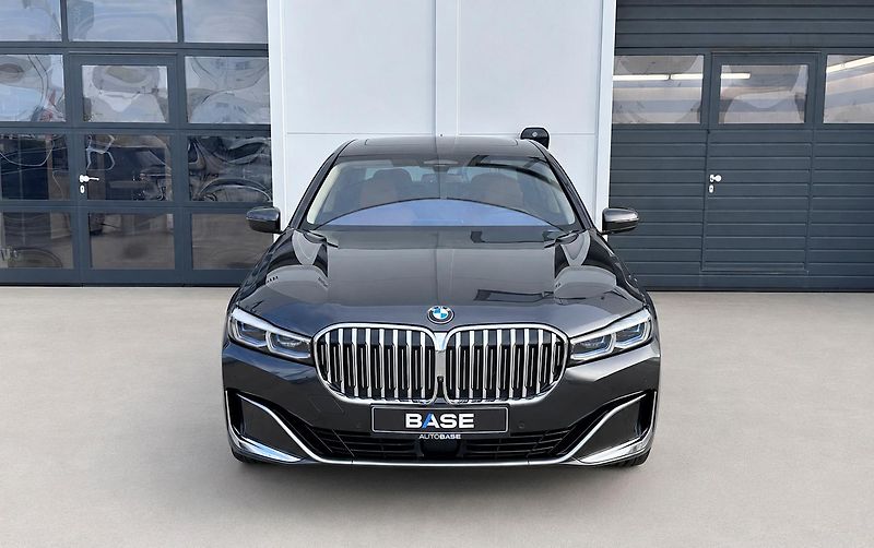 BMW Řada 7 740d xDrive, Masáže, Nezávislé - fotka 2 z 29