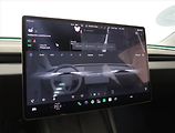 Tesla Model 3 (2025) Long Range RWD 79kWh, SoH 94% - náhled 22