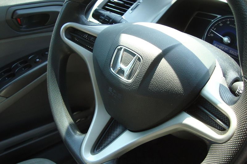 Honda Civic (2010) 1.8 i-vtec,ČR,1.Maj.Pra.servis - fotka 56 z 66