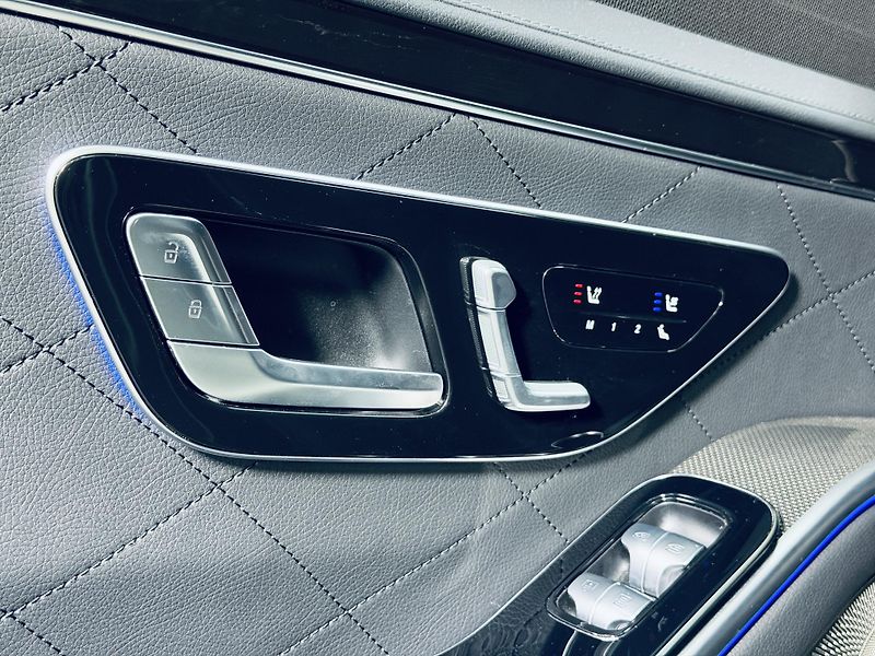 Mercedes-Benz Třídy S (2021) 400d*4M*AMG*TV*LONG*MAX*TOP - fotka 33 z 49