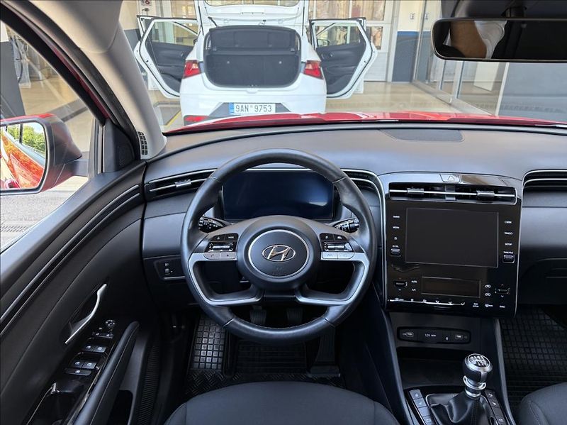 Hyundai Tucson 1,6 T-GDI  Smart - fotka 15 z 24