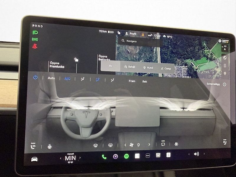 Tesla Model Y Long Range AWD - fotka 23 z 30